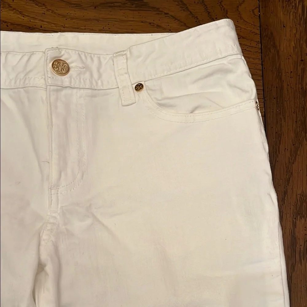 Tory Burch White Cropped Jeans,‎ size 28